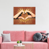 Hände in der Form eines Herzens, Liebe-Design Leinwanddruck (Insitu (Wohnzimmer))
