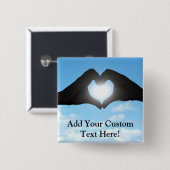 Hände in der Herz-Form-Silhouette auf blauem Button (Vorne & Hinten)