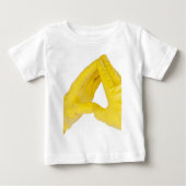 Hände in gelben Latex-Handschuhen Baby T-shirt (Vorderseite)