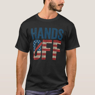 Hände von amerikanischen Fahnen bedrückte Rechte U T-Shirt