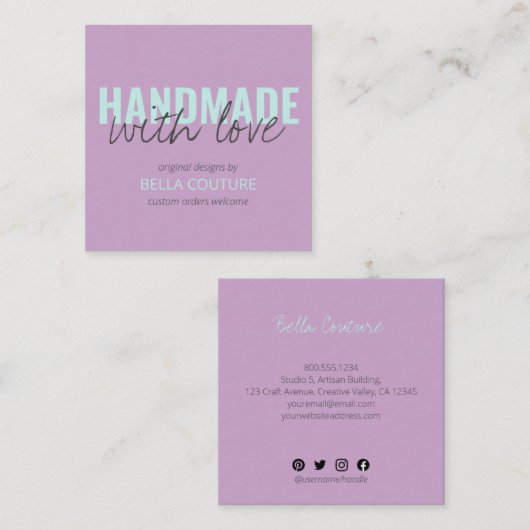 Handgefertigt mit Liebe Oversified Typografy Lilac Quadratische Visitenkarte (Vorne/Hinten)