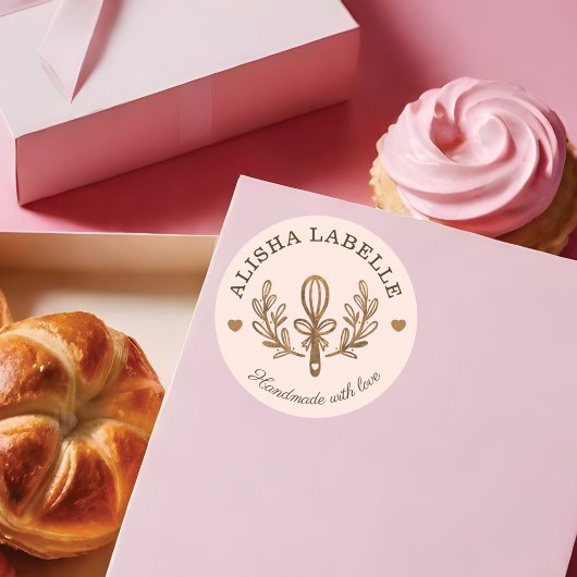 Handgefertigt mit Liebe Rustikales Holzgebäck Whis Runder Aufkleber