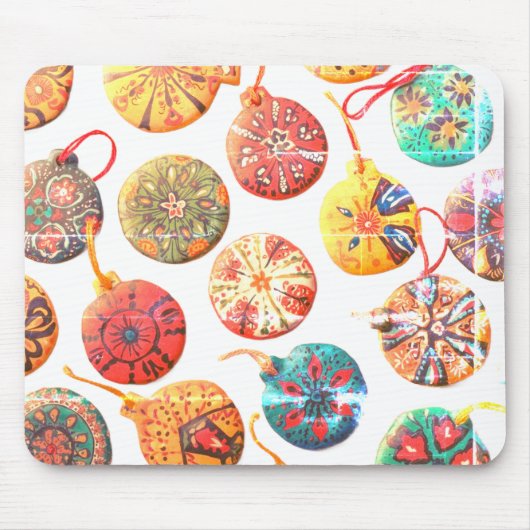 Handgefertigte Keramik-Ornamente auf einem Compute Mousepad (Vorne)