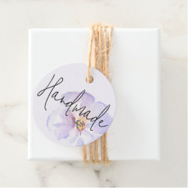 Handgefertigte zarte lavendelblaue Aquarellblume Geschenkanhänger
