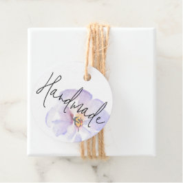 Handgefertigte zarte lavendelblaue Aquarellblume Geschenkanhänger