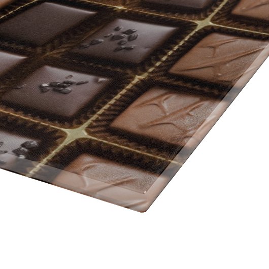 Handgemachte Luxusschokolade in einem Kasten Schneidebrett (Ecke)