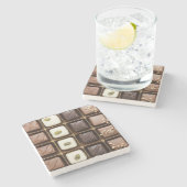 Handgemachte Luxusschokolade in einem Kasten Steinuntersetzer (Seitenansicht)