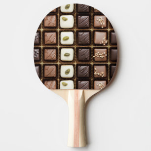 Handgemachte Luxusschokolade in einem Kasten Tischtennis Schläger