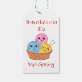 Handgemachte Strickmarke, Pflegeetikett, Made by m Geschenkanhänger (Vorderseite)