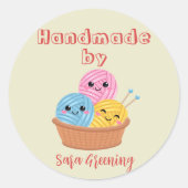 Handgemachte Strickmarke, Pflegeetikett, Made by m Runder Aufkleber (Vorderseite)