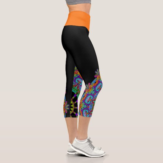 Handgemälde Mandala Uhr Gesicht 24 Capri Leggings (Rechts)