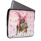 Handgemalt Bunny mit rosa Bogen Personalisiert Laptopschutzhülle (Vorne Rechts)