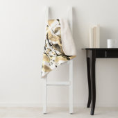 Handgemalt Elegant Feminine Eyes Farbige Blätter Sherpadecke (Beispiel)