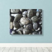 Handgemalte Boho Rocks von Julie Ann Stricklin Leinwanddruck (Insitu (Holzboden))