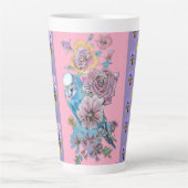 Handgemalte Lila blaue Budgie Blüte Latte Tasse (Vorderseite)
