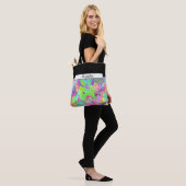 Handgemalte und digital gestrichene Muster Art 41 Tasche (Am Model)
