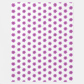 Handgemalte violette Blumen Weißes Muster Fleecedecke (Vorderseite)