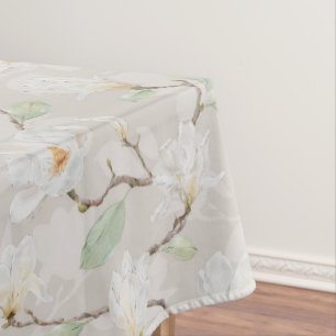 Handgemalte weiße Magnolia auf Blush Tischdecke