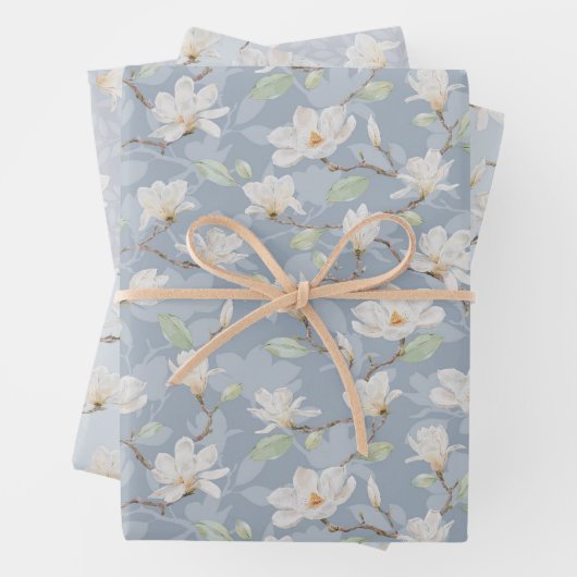 Handgemalte weiße Magnolia auf Pastellblau Geschenkpapier Set (Beispiel)