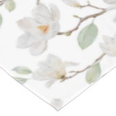 Handgemalte weiße Magnolia auf Weiß Tischdecke (Schrägansicht)
