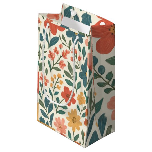 Handgemaltes Blumenmuster – Farbige Botanik Kleine Geschenktüte (Vorderseite Schrägansicht)