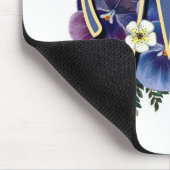 Handgemaltes Pansy-Initialen-Monogramm - M Mousepad (Ecke)