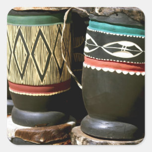 Handgeschnitzte Trommeln, Livingston, Sambia Quadratischer Aufkleber