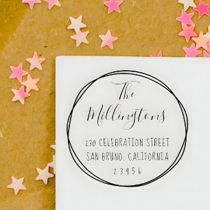 Handgeschriebene Rücksendeadresse mit Familienname Gummistempel