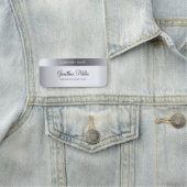 Handgeschriebene Skripttext-Elegante Silver-Vorlag Namensschild (Beispiel)