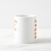 Handgeschriebene Typografie mit Hundezeichnung Kaffeetasse (Mittel)