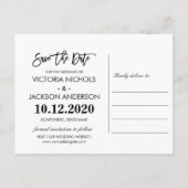 Handgeschriebene Typografie Wedding Save the Date Ankündigungspostkarte (Rückseite)