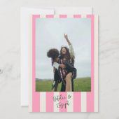 Handgeschriebene Whimsical Pastel Summer Foto Hoch Einladung (Rückseite)