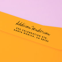 Handgeschriebener Name und einfache Rücksendeadres