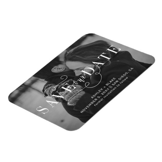 Handgeschriebenes Kalligrafie-Foto Save the Date Magnet (Linke Seite)