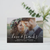 Handgeschriebenes Script QR Code Hochzeitsskript-F Dankeskarte (Stehend Vorderseite)