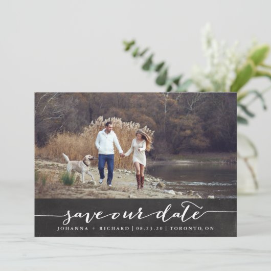 Handgeschriebenes Skript für Imitate Save the Date (Stehend Vorderseite)