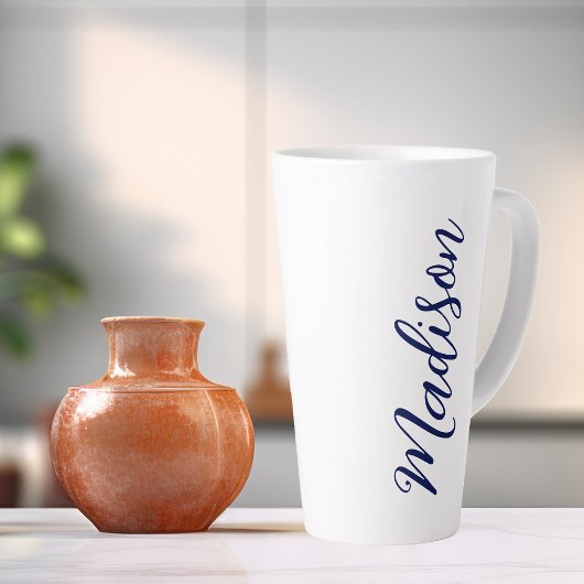 Handgeschriebenes Skript für Navy Blue Name Milchtasse