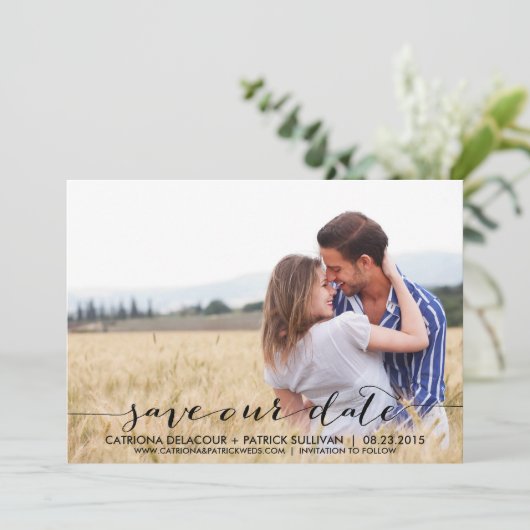 Handgeschriebenes Skript Rette unsere Datumsanzeig Save The Date (Stehend Vorderseite)