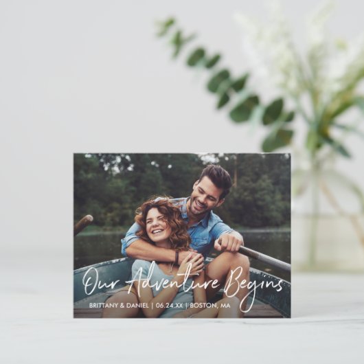 Handgeschriebenes Skriptabenteuer beginnt Save the Postkarte (Stehend Vorderseite)