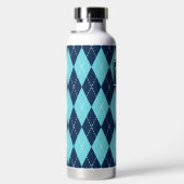 Handgesticktes Argyle - Türkis & Marine Monogramm Trinkflasche (Rechts)