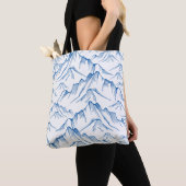 HandGezeichnet Berglandschaftsmuster. Tasche (Von Nahem)
