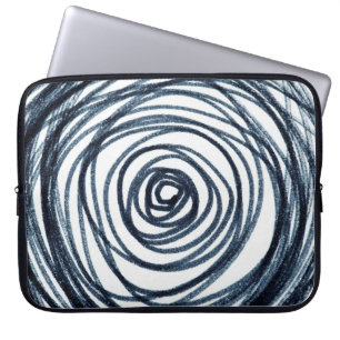 Handgezeichnet Kreise Spiralmuster mit abstraktem  Laptopschutzhülle