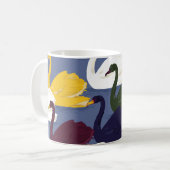 Handgezeichnet Schwäne, blaues Seemuster. Kaffeetasse (Vorderseite Links)