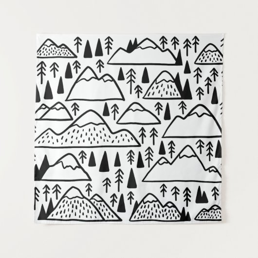 HandGezeichnet Vintage Berge und Bäume. Wandteppich (Vorderseite)