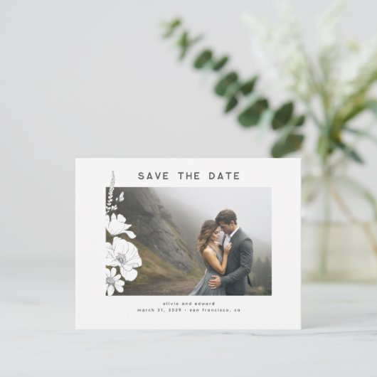 Handgezeichnet Wildblumen Elegantes Save the Date Ankündigungspostkarte (Stehend Vorderseite)