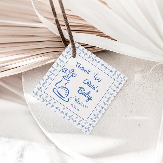 Handgezeichnete blaue Bun in der Oven Baby Boy Dus Geschenkanhänger