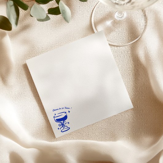 Handgezeichnete Cheers Doodle Cocktail Geburtstags Serviette