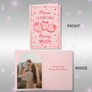 Handgezeichnete Erdbeere Ich liebe dich Mama Mutte Feiertagskarte