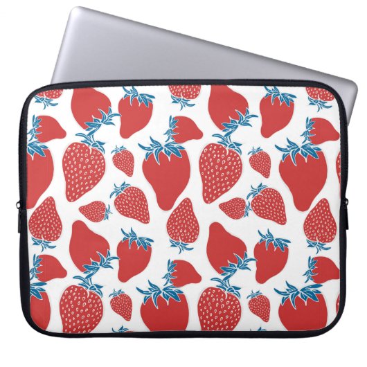 Handgezeichnete Erdbeeren nahtlos Muster. hintergr Laptopschutzhülle (Vorderseite)