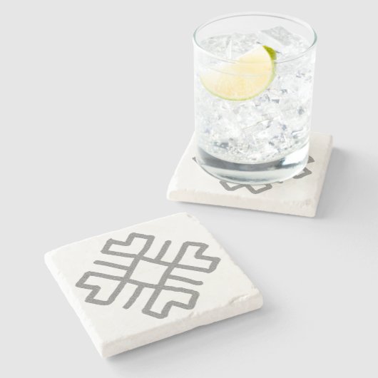 Handgezeichnete geometrische Entwurfsherzen für di Steinuntersetzer (Seitenansicht)